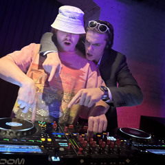 Accountants can mix too 2