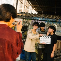 Laurren " What you see "