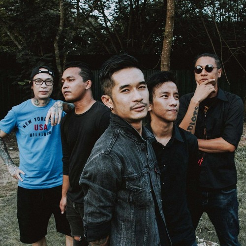 တွေ့ရတာဝမ်းသာတယ်