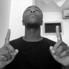 Personne x Luvyannis