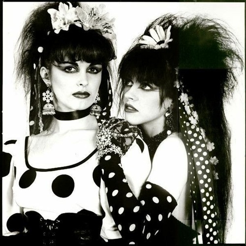 Dark 7 ~ Strawberry Switchblade