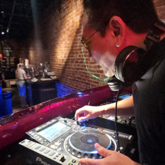 #House By DJ JOHYLL