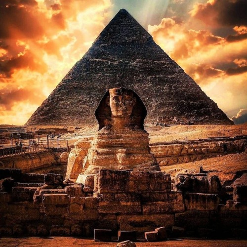 Sirius Pyramids 207 BpM