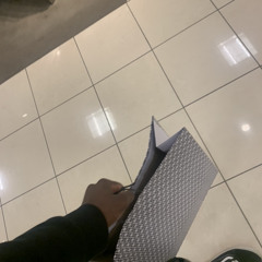 walkin in saks wit claire (shining)