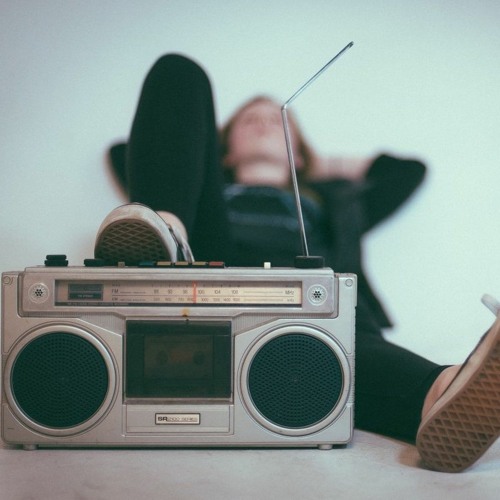 Stream episode Historia De La Radio En Ecuador by Kevin Córdova podcast