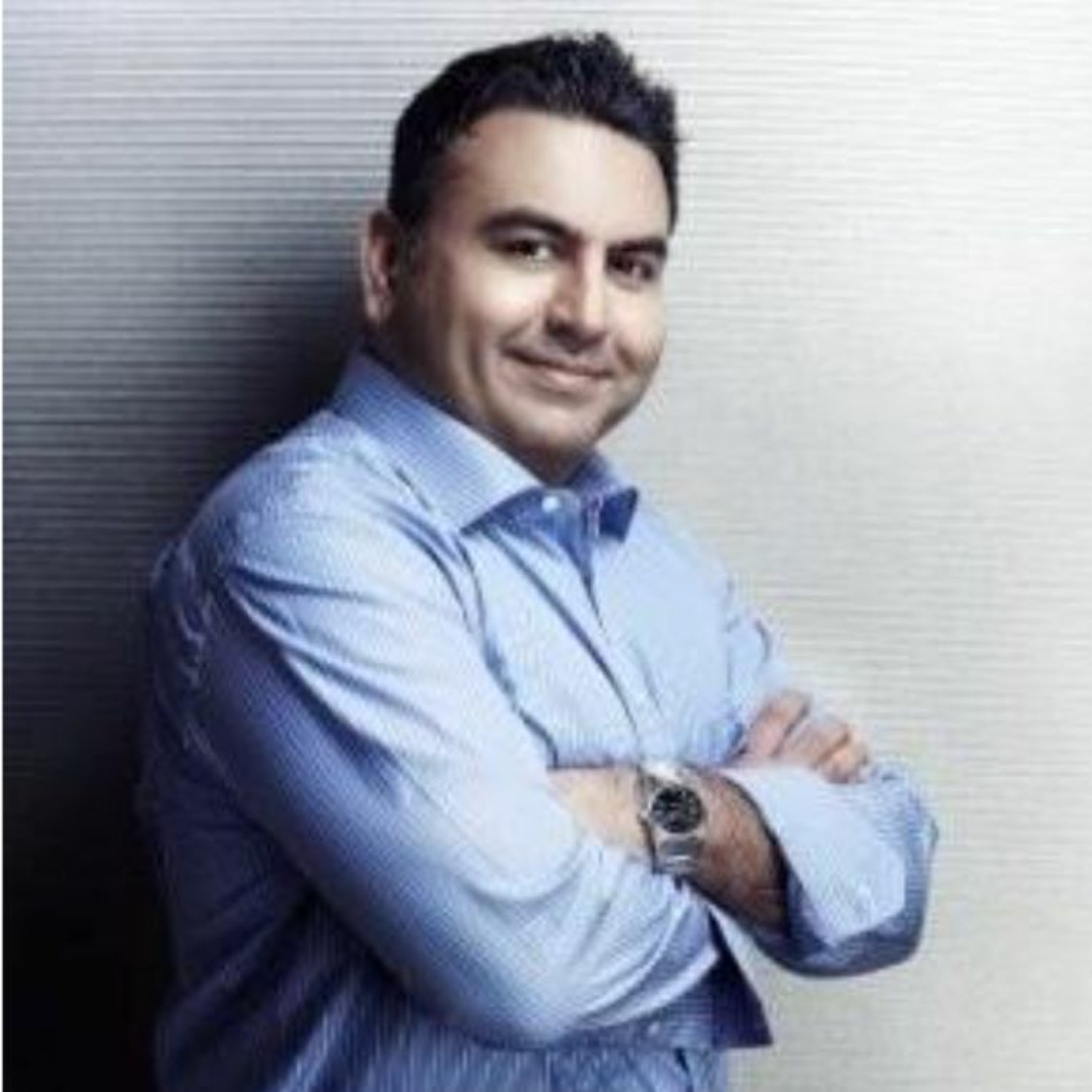 cover of episode Sunil Sachdev, Head of Embedded Finance @ Fiserv - How the Fintech Giant Approaches Embedded Finance