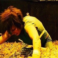 weird,, vie @sxnt @renny