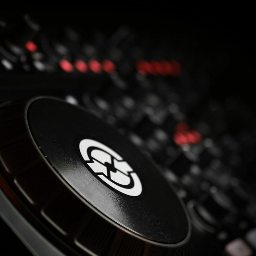 Bit Of This, Bit Of That Vol 2 Feat Mc Chippy