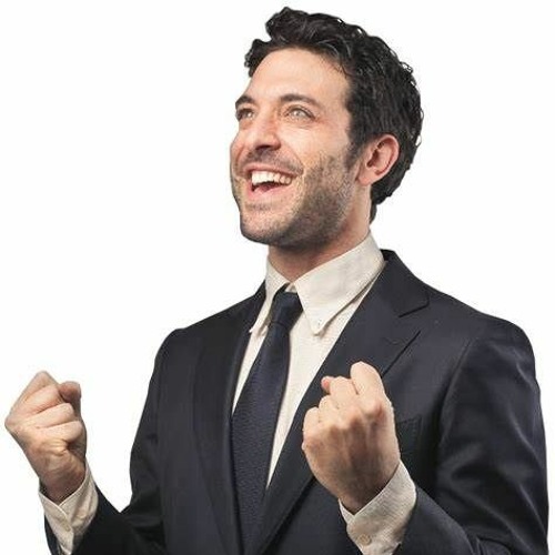 HOW IT FEELS TO EAT COSTCO PIZZA