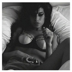 Amy Winehouse - Stronger Than Me