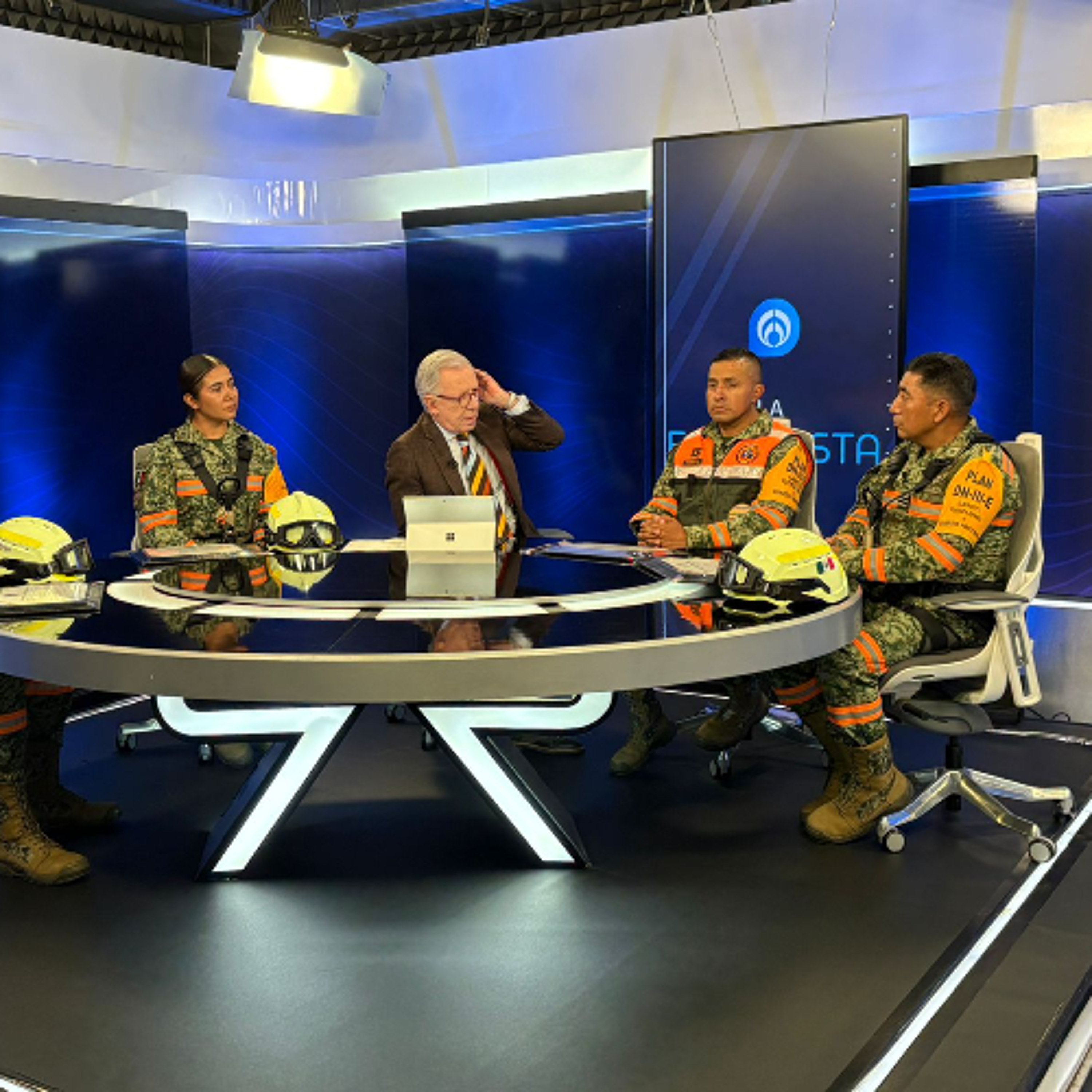 Condecoran a militares que apoyaron en el rescate de mineros atrapados en Sinaloa