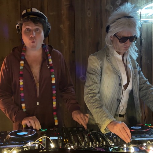 NYE 2023 / 2024 live from The GOAT at ESCAPE!