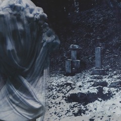 静 的  /  幽 霊