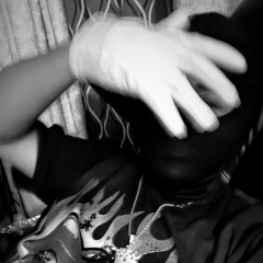 Scared to say I love you!¡