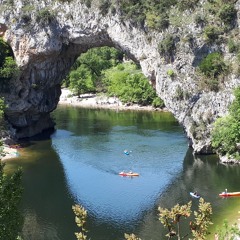 Electronic Emotions and Relaxing Themes