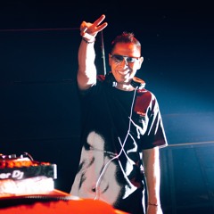 Miler Live Set Opening Venture X PAUL VAN DYK Medellin