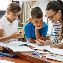 Qué acciones se están realizando dentro del centro educativo para cumplir con las metas del 4º Objetivo de Desarrollo Sostenible (ODS)?