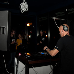 UK Garage - 5 - 30 - 25