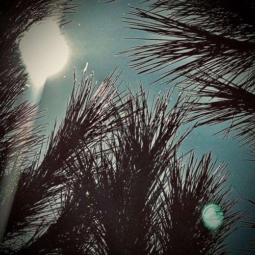 erosion while falling apart