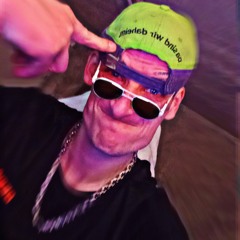 iM zUg WeRdE iCh SiTzEn HaBe GeSaẞt UnD wErDe GeSoSsEn!