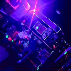 CHUSTI B2B FLEKIS - Vinyl is life