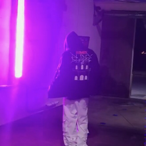 hands up in the club [+cillacybn]