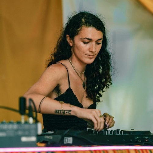 Calling in Change // ChiChi DJ Set