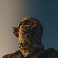 Talking to the moon x Tình yêu quá điên rồ