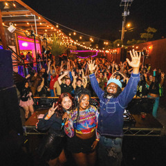 OAKLAND ANTHEM FT DONALD GLOVER & SJAYY
