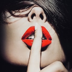 Paranoid reflection  [130 bpm Techno DjSet ]