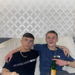 we are livingggg