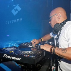 DJ Oscar P - Live Set "NY 2 Afrika" @Club Sabroso Punta Cana