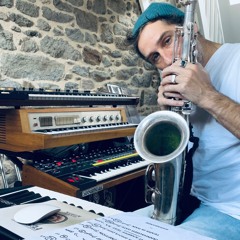 L'appel Et Le Sacrifice "Close to the coast"