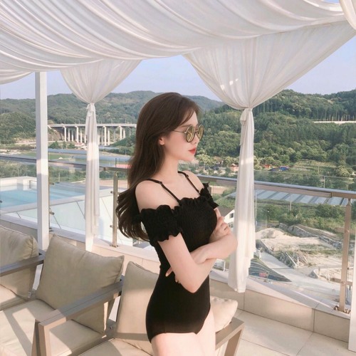 hôn nay em cưới rồi