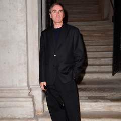 Raf Simons runna freestyle