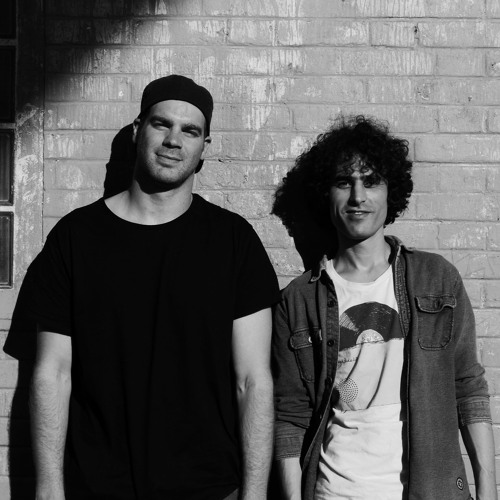 AVM | 199 - Around The Lake Radio With Any van Mous & Riadh "Trance Archives"
