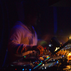 Sysstem x Newark Treehouse NYE Art Showcase: 0.49