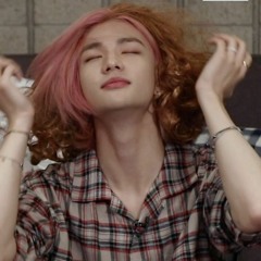 "(g)i-dle- Queencard (sped up)"