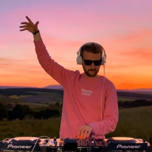 Stream Avicii, Kygo, Calvin Harris, Alok, Martin Garrix, Robin Schulz