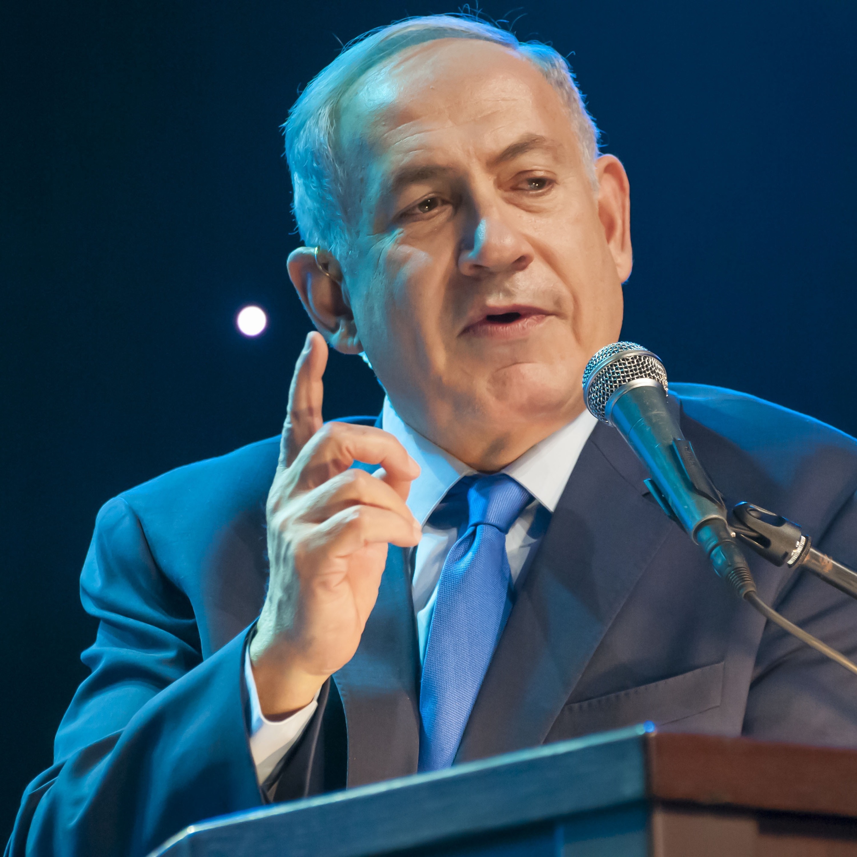 586 - ברוכים הבאים לשלב הרביעי episode artwork