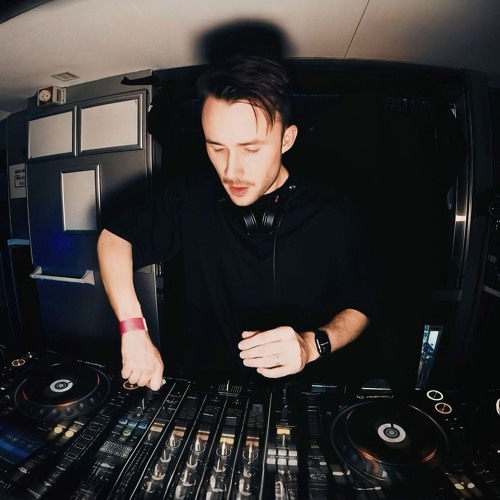 Metrik - DJ Set On A Boat In Auckland NZ