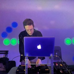 Quitte à s'en mettre une, autant en profiter.