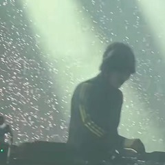 ecco2k - fragile [ke$ha mix] FIGURAS “seeing in dreams” set
