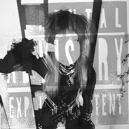 MY MIND IS IN THE HELL AND I'M STILL COLD