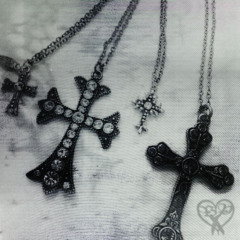 Chrome On My Crosses(p.1shelbybaby)[pysba collective]