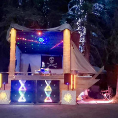 Live @ Hole in the Wall