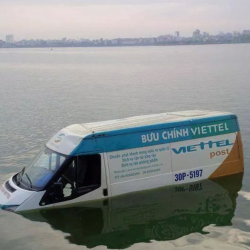 sao Thư bé cầm cái bao Thư xé [Thu Mực Thư Mục]