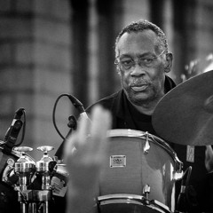 Xmas Funk Tension (Tribute to Clyde Stubblefield)