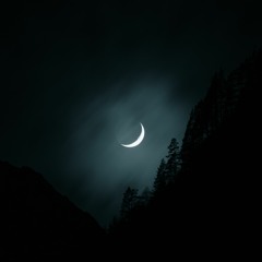 Silver Of Moon - Free Modern Relaxing Ambient Music For Videos | Background Music (Free Download)