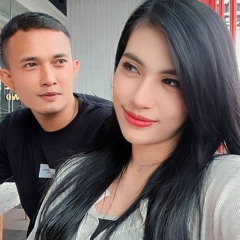 FALLING IN LOVE   ( MISS NATASYA ADINDA PUTRI )